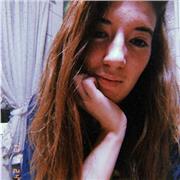 Puedo enseñar filosofía, música, H. Arte, ocio,talleres, ya que he impartido antes. Soy TASOC